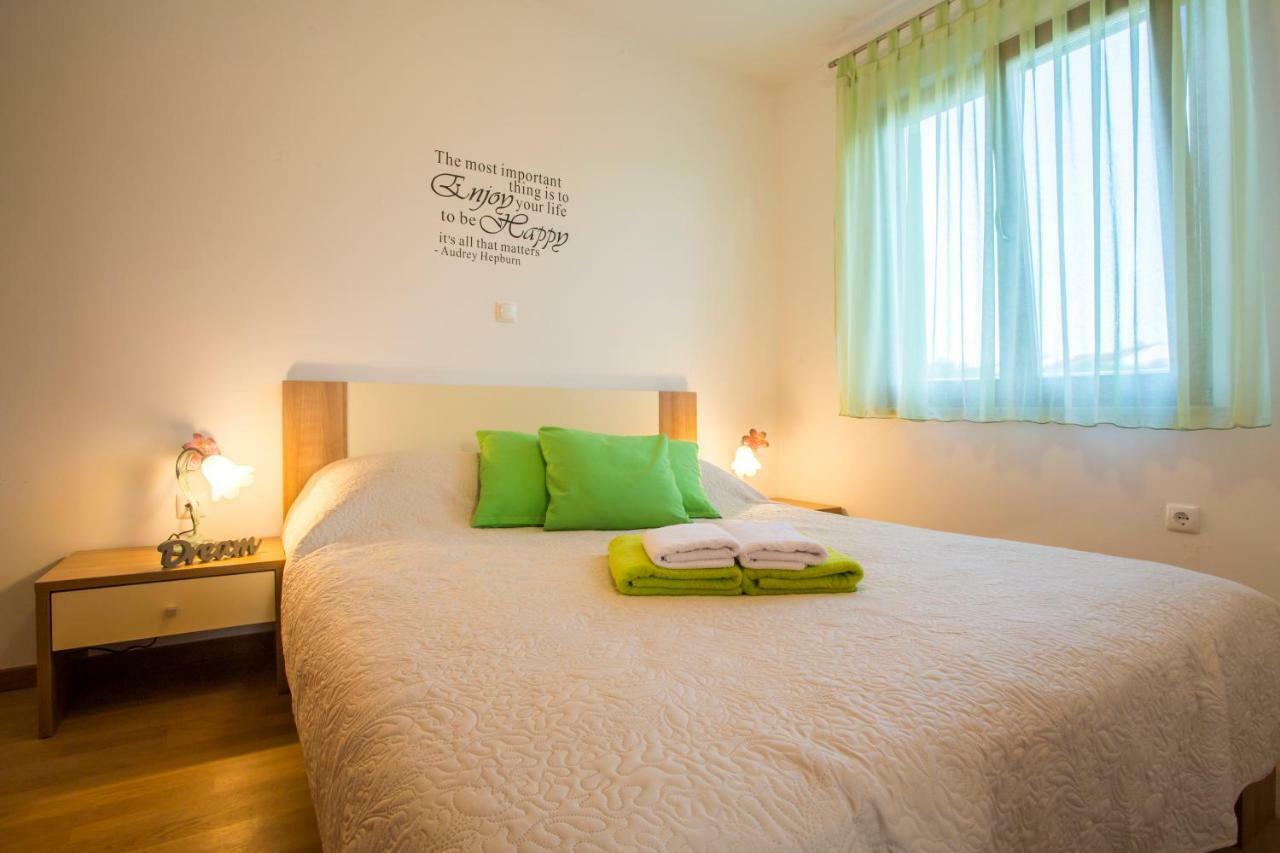 Apartman Irena Pula Exteriér fotografie